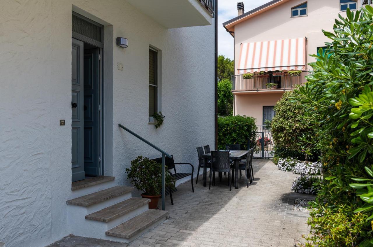A Casa Di Maria Sirolo Villa ภายนอก รูปภาพ